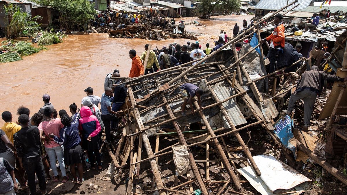 Fotky: Lijáky trvají už měsíc. Povodně v Keni ničí celé čtvrti
